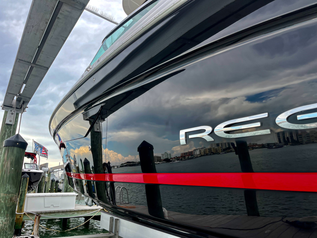 Regal 33 - Photo 13